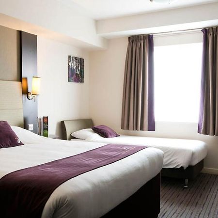 Premier Inn Merthyr Tydfil Exterior foto